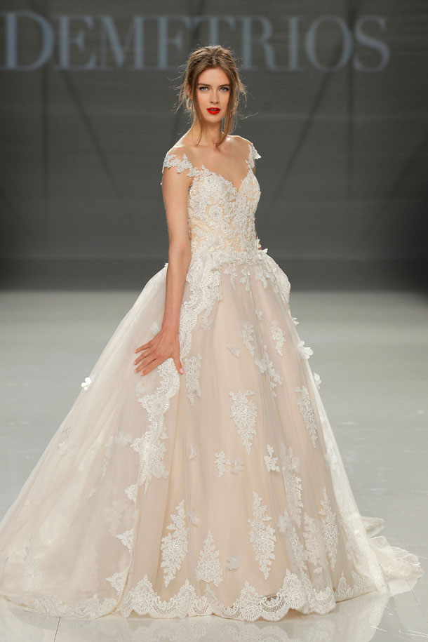 ilovebrides.pt_Demetrios 2018_Barcelona Bridal Fashion Week 2017